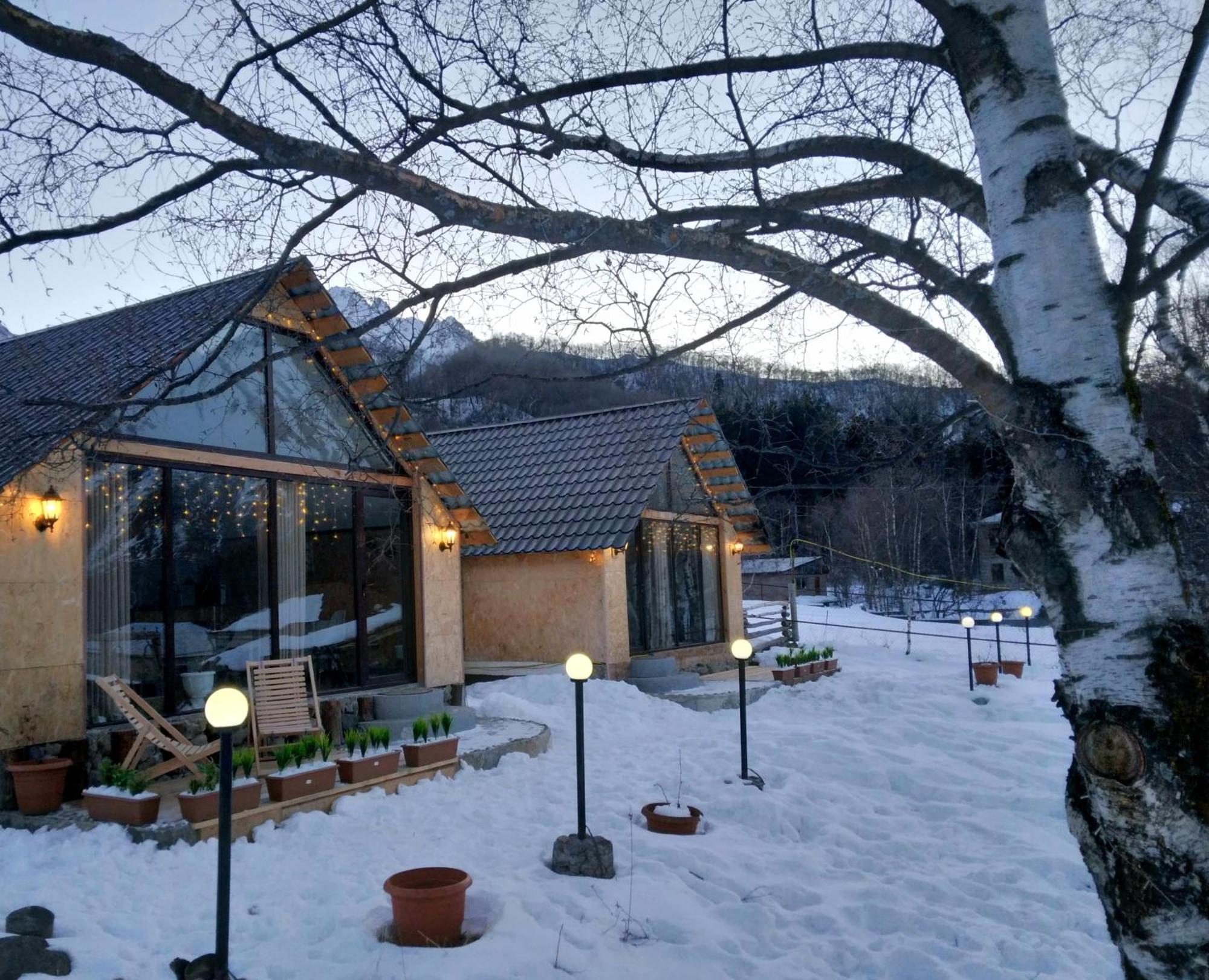 Kazbegi Cottages Qabarjina Eksteriør billede